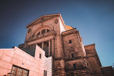 St. Josephs Şapeli (Montreal). Çekim yeri: Montreal, Kanada