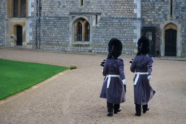 Muhafızların ilerleyişi. Çekim Konumu: İngiltere, Londra