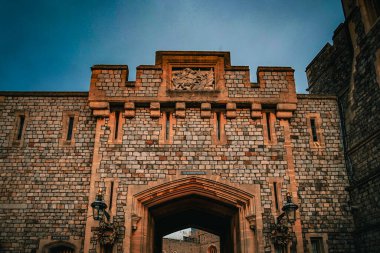 Windsor Kalesi kuleleri ve duvarları. Çekim Konumu: İngiltere, Londra