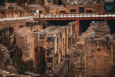 Kolezyumun içinin panoramik görünümü