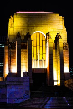 Sydney, Avustralya 'daki aydınlık anıt salonu.