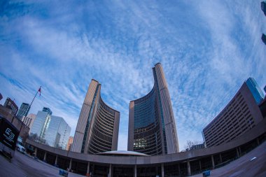 Toronto Belediye Binası 'nın modern mimarisi