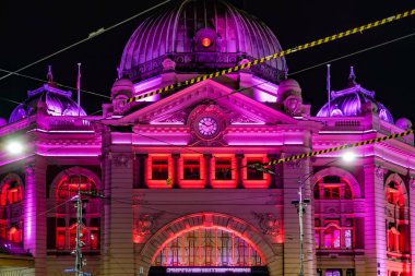 Melbourne gece görüşü ve istasyonu