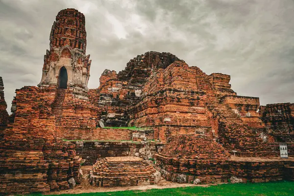 Ayutthaya, Tayland 'da Ayutthaya harabeleri