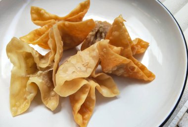 Batagor Hazırlama için Pişmiş Wonton Paketleri
