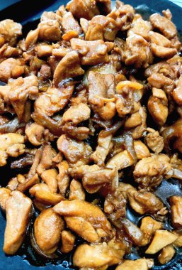 Geleneksel Teriyaki Tavuğu ve Modern Twist.