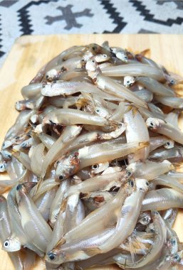 Taze Hasat Edilen Minyatür Balık, Mutfak Malzemeleri