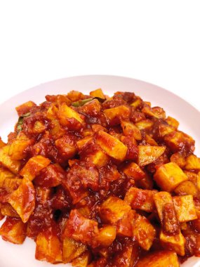 Baharatlı ve Tatlı Endonezya Patates Kızartması