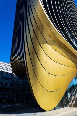 5 Mart 2025 'te Çek Cumhuriyeti Prag' da Zaha Hadid Mimarlar 'ın Masarycka ofisi ve perakende binası.