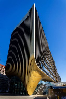 5 Mart 2025 'te Çek Cumhuriyeti Prag' da Zaha Hadid Mimarlar 'ın Masarycka ofisi ve perakende binası.