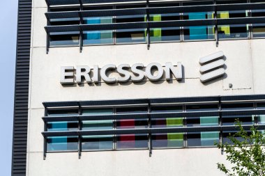 Ericsson çok uluslu ağ ve telekomünikasyon şirketi logosu 13 Mayıs 2025 'te İsveç' in Göteborg şehrinde..
