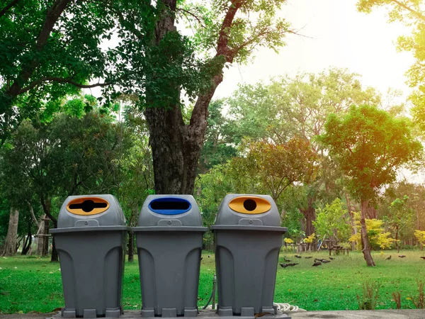Recykling Bin Kopia Przestrzeń Naturalne Środowisko Ekologiczne Ekologia Śmieci Śmieci — Zdjęcie stockowe