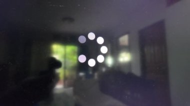  İkonun iş dünyasının televizyonunu taşıması. Teknoloji konsepti yükleniyor kargo bilgisayarı siyah renk işareti ekran ekran çember bağlantı siber uzay grafik beyaz otomobil kutusu yeniliği