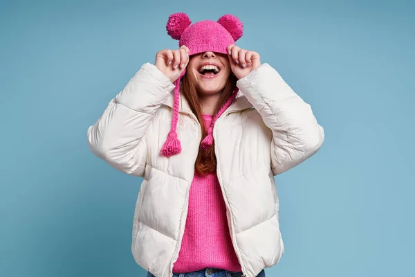 Playful Young Woman Winter Coat Pulling Her Funky Hat Yes — Stock Photo, Image