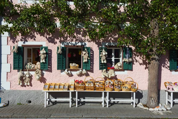 Халл Австрия Февраля 2015 Года Традиционный Магазин Продающий Различные Товары — стоковое фото