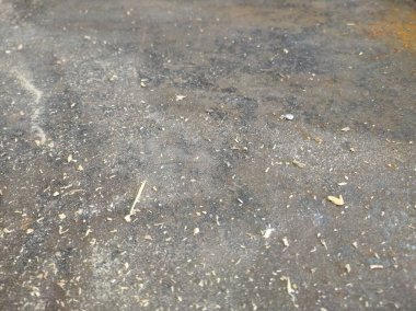 Boya, pas ve aşınma izleri taşıyan metal doku.