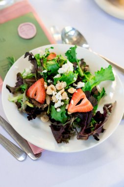 Oregon 'da bir düğün resepsiyonunda meyveli salata..