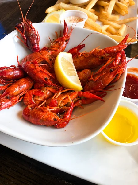Crawfish Crayfish Bouillir Pour Dîner Dans Restaurant Sud Aux États Images De Stock Libres De Droits