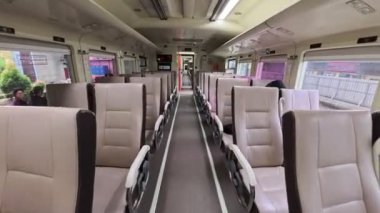 Konforlu Oturma Düzenlemesi ile Modern Tren İçi