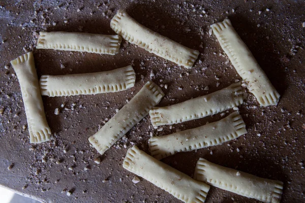 Kıbrıs 'ın geleneksel tatlısını yapmak