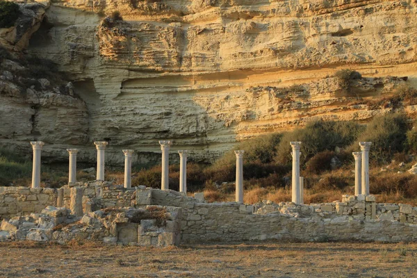 Ancient Columns Kourion Beach Greece Imágenes de stock libres de derechos