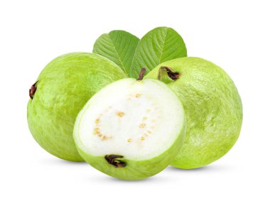 Guava meyvesi beyaz arkaplanda izole