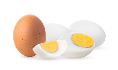 Beyaz arkaplanda yumurta izole