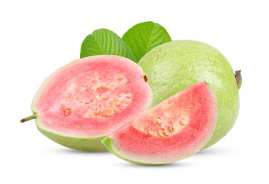 Pembe guava beyaz arkaplanda izole