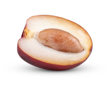 beyaz arkaplanda izole edilmiş kırmızı ham hurma