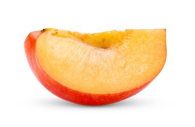 Beyaz arkaplanda izole edilmiş kiraz erikleri