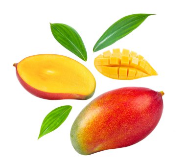 Olgun mango beyaz arkaplanda izole