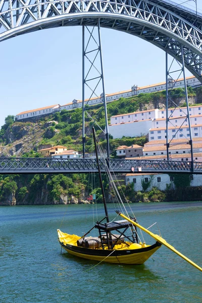 葡萄牙波尔图历史名城 旧城的建筑 前往欧洲的Ribeira和Douro河 — 图库照片