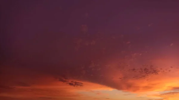 Tramonto Cielo Sfondo Con Nuvole Bellezza Sfondo Aria Luminosa Paesaggio — Foto Stock