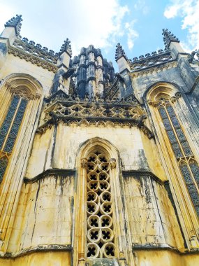Gotik mimari, antik manastırın dış duvarları detaylı bir fotoğraf çekin..