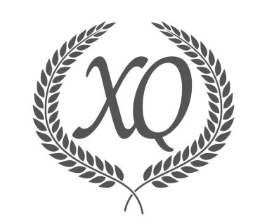 İlk harf X ve Q, XQ monogram logo tasarımı defne çelengi. Kaligrafi yazı tipli lüks amblem.