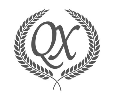 Q ve X baş harfi, defne çelenkli QX monogram logo tasarımı. Kaligrafi yazı tipli lüks amblem.