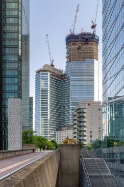 The Link, Totals Futuristik Merkezi, La Defense Business District 'te yükselişte.