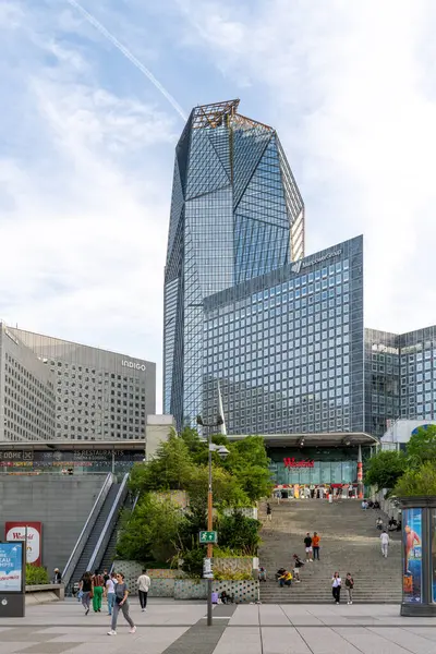 Stock image Paris, France - August 4, 2024: Tour Landscape Hekla and les 4 temps shopping mall in la defense area