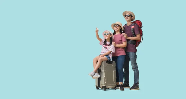 Family Travel Concept Πλήρες Σώμα Ευτυχισμένες Ασιατικές Οικογενειακές Διακοπές Πατέρας — Φωτογραφία Αρχείου