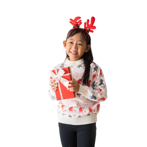 Alegre Niña Asiática Vistiendo Suéter Navidad Con Cuernos Reno Feliz — Foto de Stock