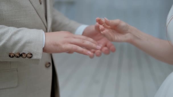 Newlyweds Putting Wedding Rings Each Other — Stock Video