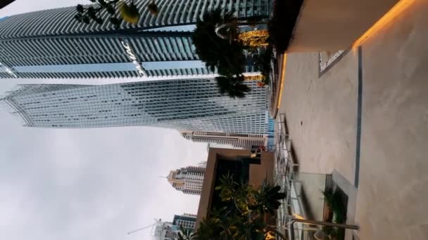 Luxe Residentieel Complex Met Nieuwe Appartementen Het Centrum Van Dubai — Stockvideo
