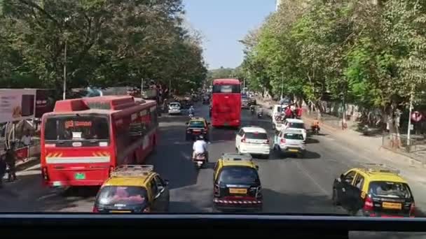 Mumbai Toplu Taşıma Araçlarıyla Seyahat — Stok video