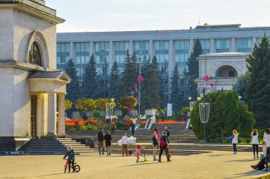 Kishinev, Republic of Moldova - 18 September 2022: View of the Cathedral of Christ Nativity at The Great National Assembly Square. Main cathedral of the Moldovan Orthodox Church.