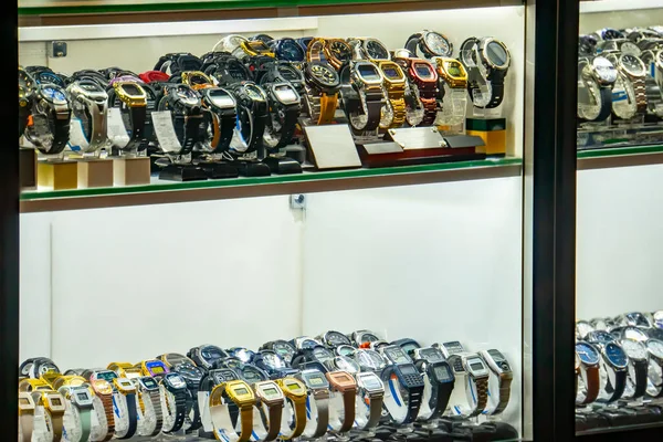 Relojes Pulsera Una Tienda Lujo —  Fotos de Stock