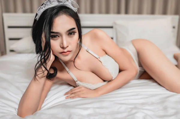 Porträt Von Asiatisch Sexy Frau Die Schlafzimmer — Stockfoto