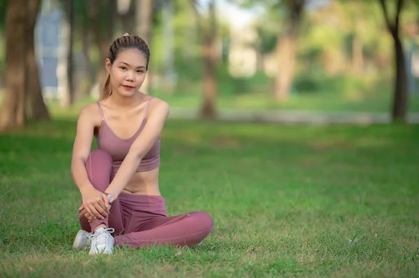 Asiático Bela Mulher Magra Parque Jovem Amo Exercício Saudável Adolescente — Fotografia de Stock
