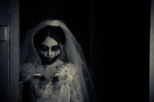 Concepto Festival Halloween Mujer Asiática Maquillaje Fantasma Cara Novia Zombie — Foto de Stock