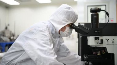 Laboratuvar, Araştırma Deneyi Mikroskop, Laboratuar Çalışmaları ve Örnekleme, Bilimsel Araştırma Süreci Bilimadamı.