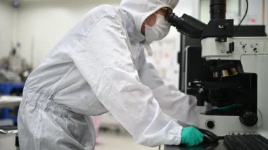 Laboratuvar, Araştırma Deneyi Mikroskop, Laboratuar Çalışmaları ve Örnekleme, Bilimsel Araştırma Süreci Bilimadamı.